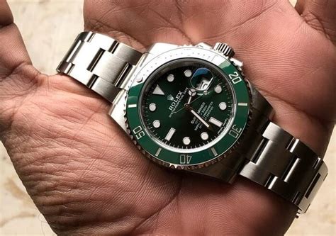 Rolex Submariner Verde: Recensione e 